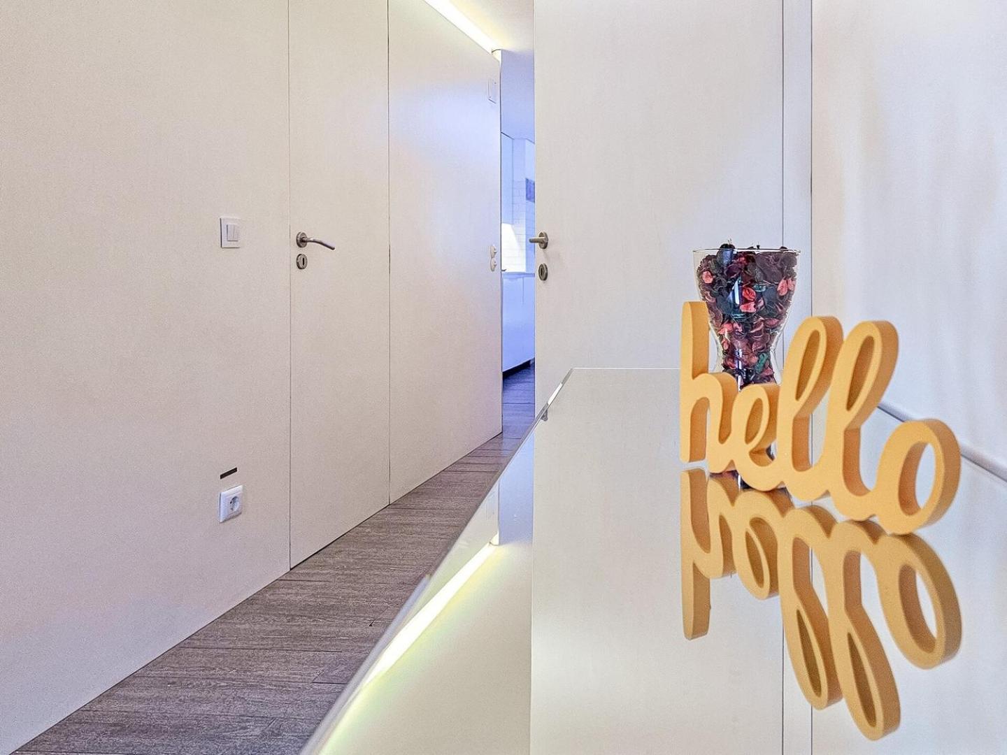 Ground Floor With Private Patio And Ac Apartment Lisbon