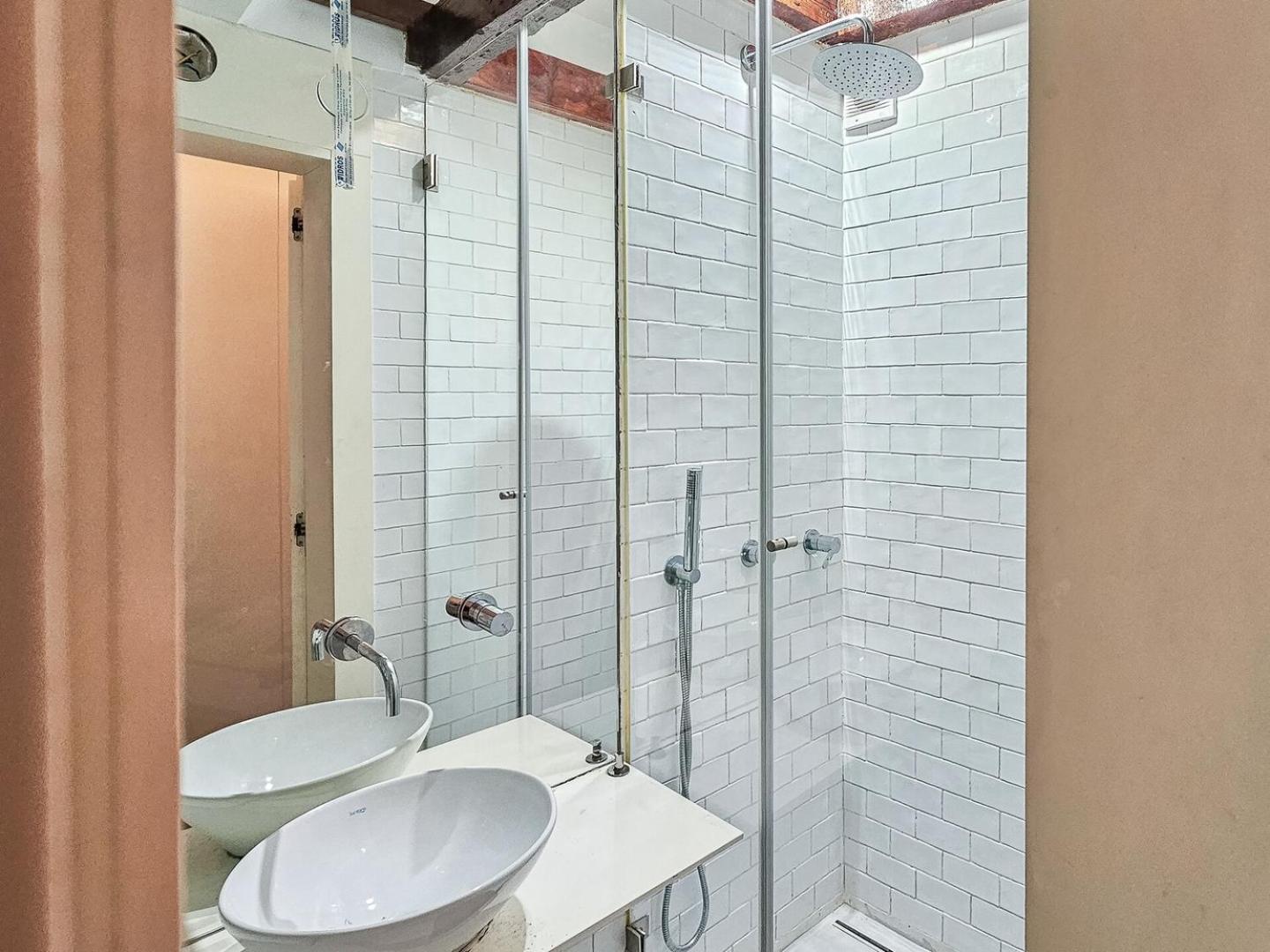 Apartment Ground Floor With Private Patio And Ac Lisbon