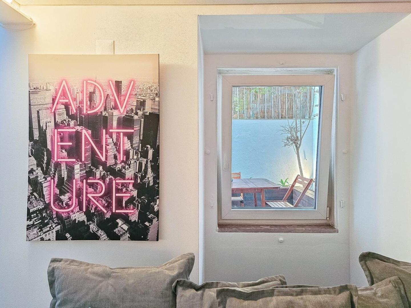 Ground Floor With Private Patio And Ac * Lisbon