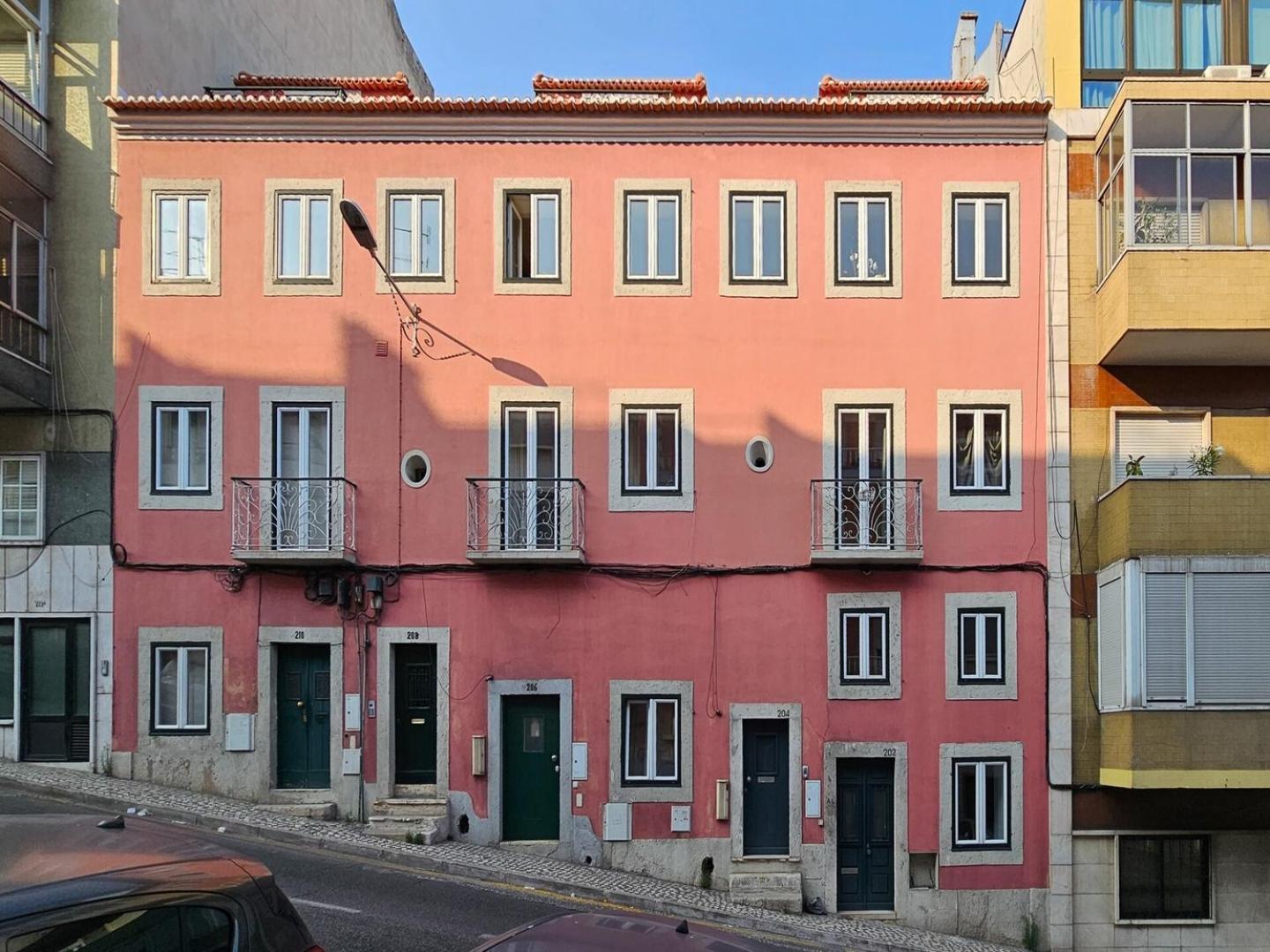 Ground Floor With Private Patio And Ac Apartment *